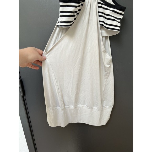 Lululemon No Limits Black White Striped Tank Top Built In Bra Racerback Sz 4 - Picture 6 of 6